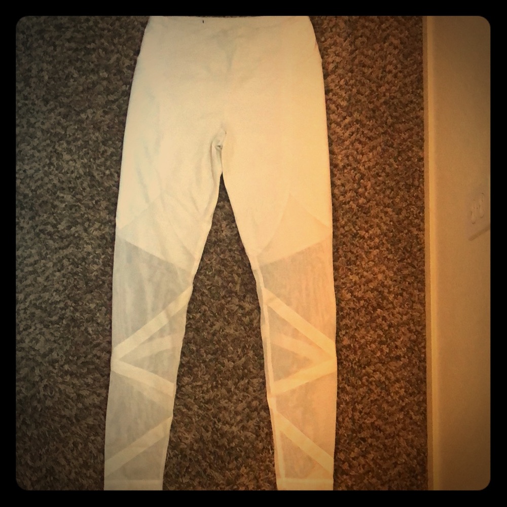 Victoria’s Secret Knockout Workout Leggings